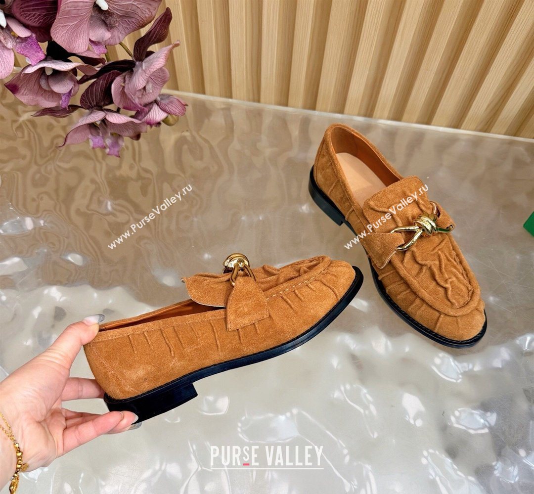 Bottega Veneta Astaire Loafers with Gold-Tone Knot Buckle in Suede Light Brown 2026 843945 (MD-260226113)