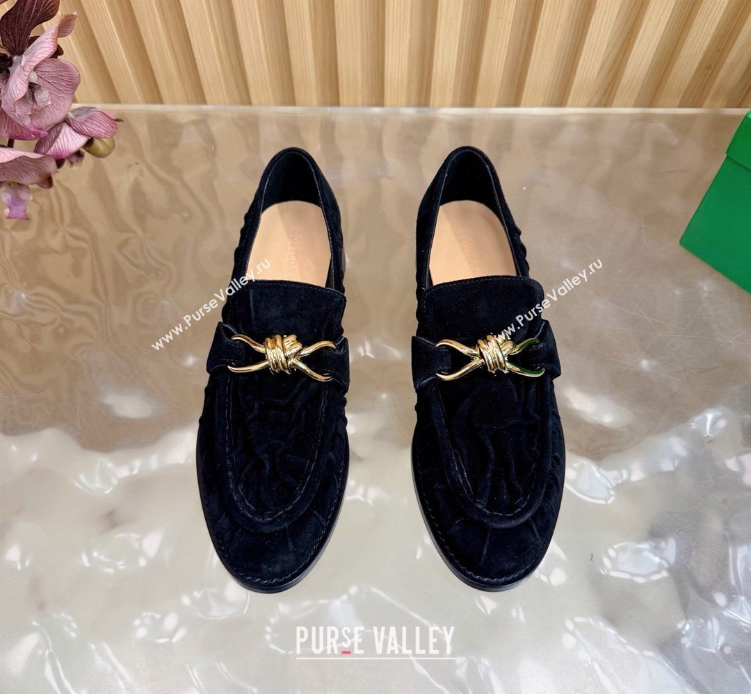 Bottega Veneta Astaire Loafers with Gold-Tone Knot Buckle in Suede Black 2026 843945 (MD-260226114)