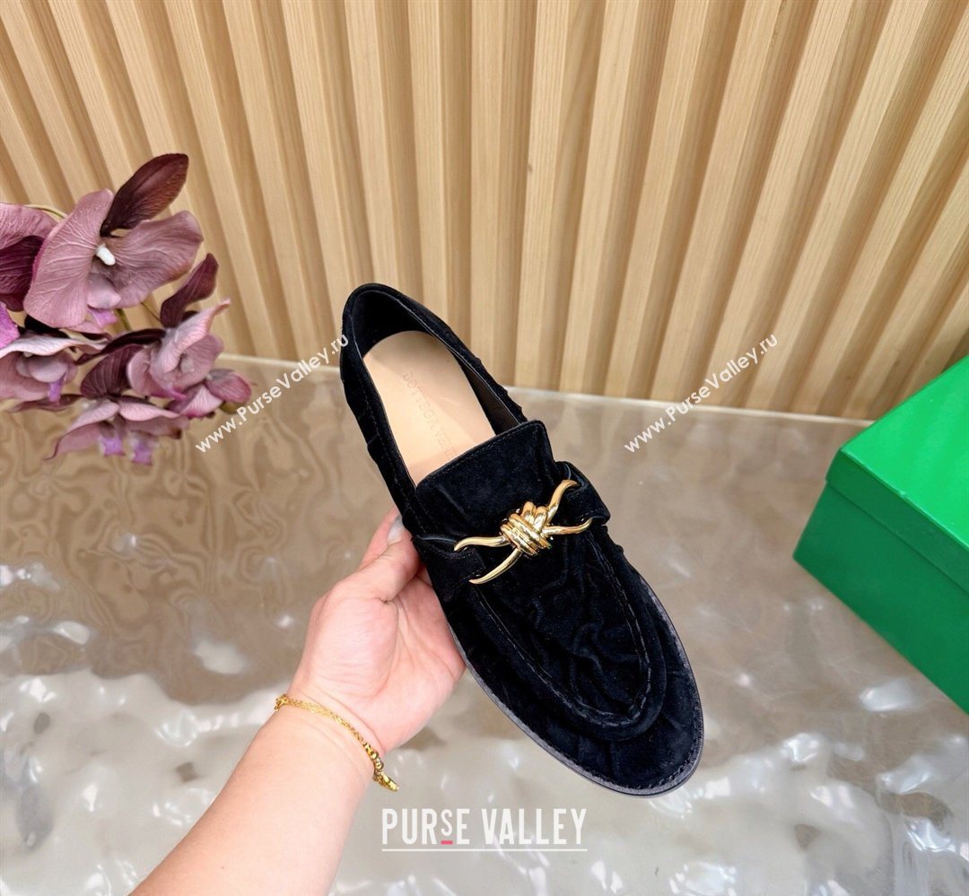 Bottega Veneta Astaire Loafers with Gold-Tone Knot Buckle in Suede Black 2026 843945 (MD-260226114)