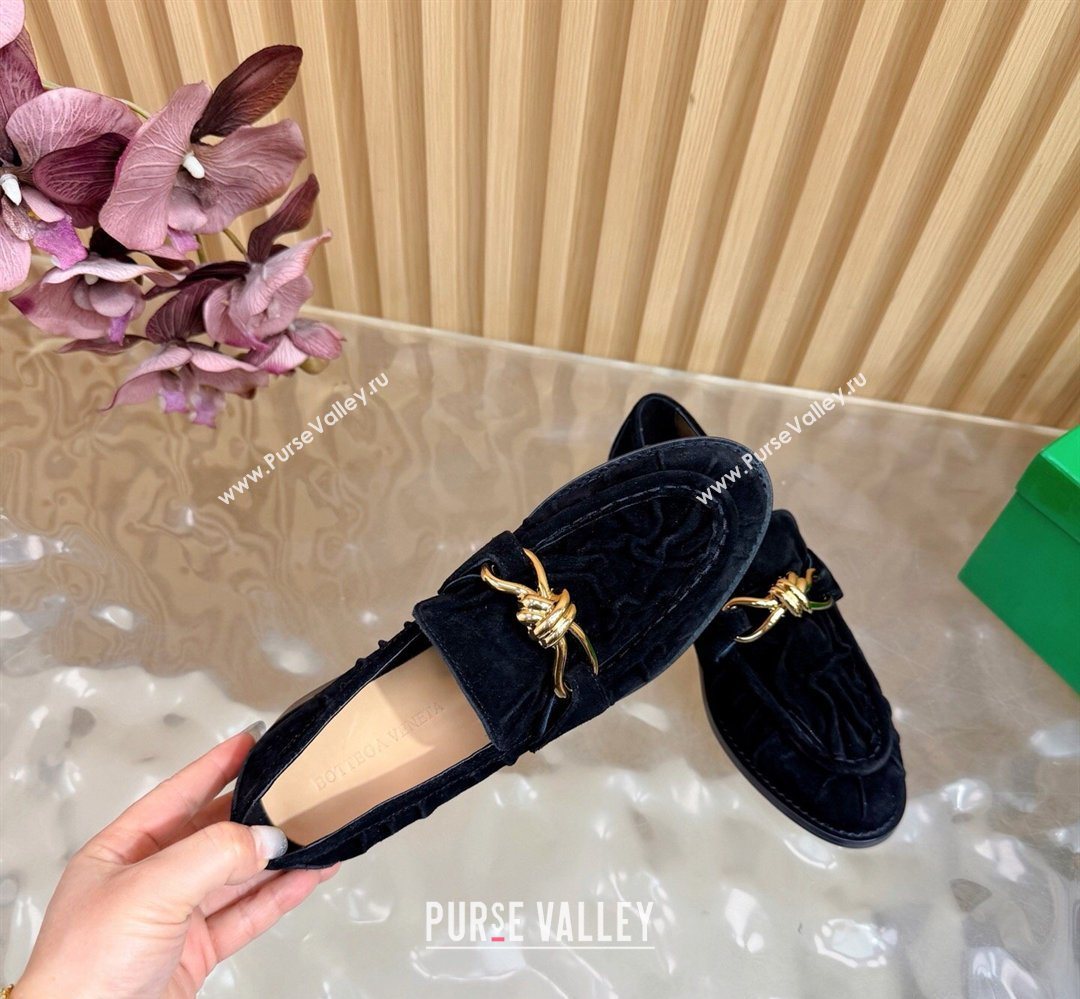 Bottega Veneta Astaire Loafers with Gold-Tone Knot Buckle in Suede Black 2026 843945 (MD-260226114)