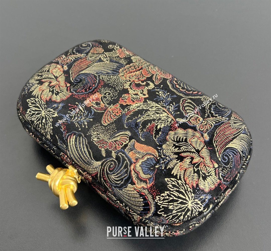 Bottega Veneta Classic Knot Clutch in Jacquard Velvet Gold/Red/Blue/Black 2026 BV040161 (WT-260401007)
