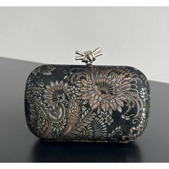 Bottega Veneta Classic Knot Clutch in Jacquard Velvet Gold/Silver/Black 2026 BV040165 (WT-260401008)