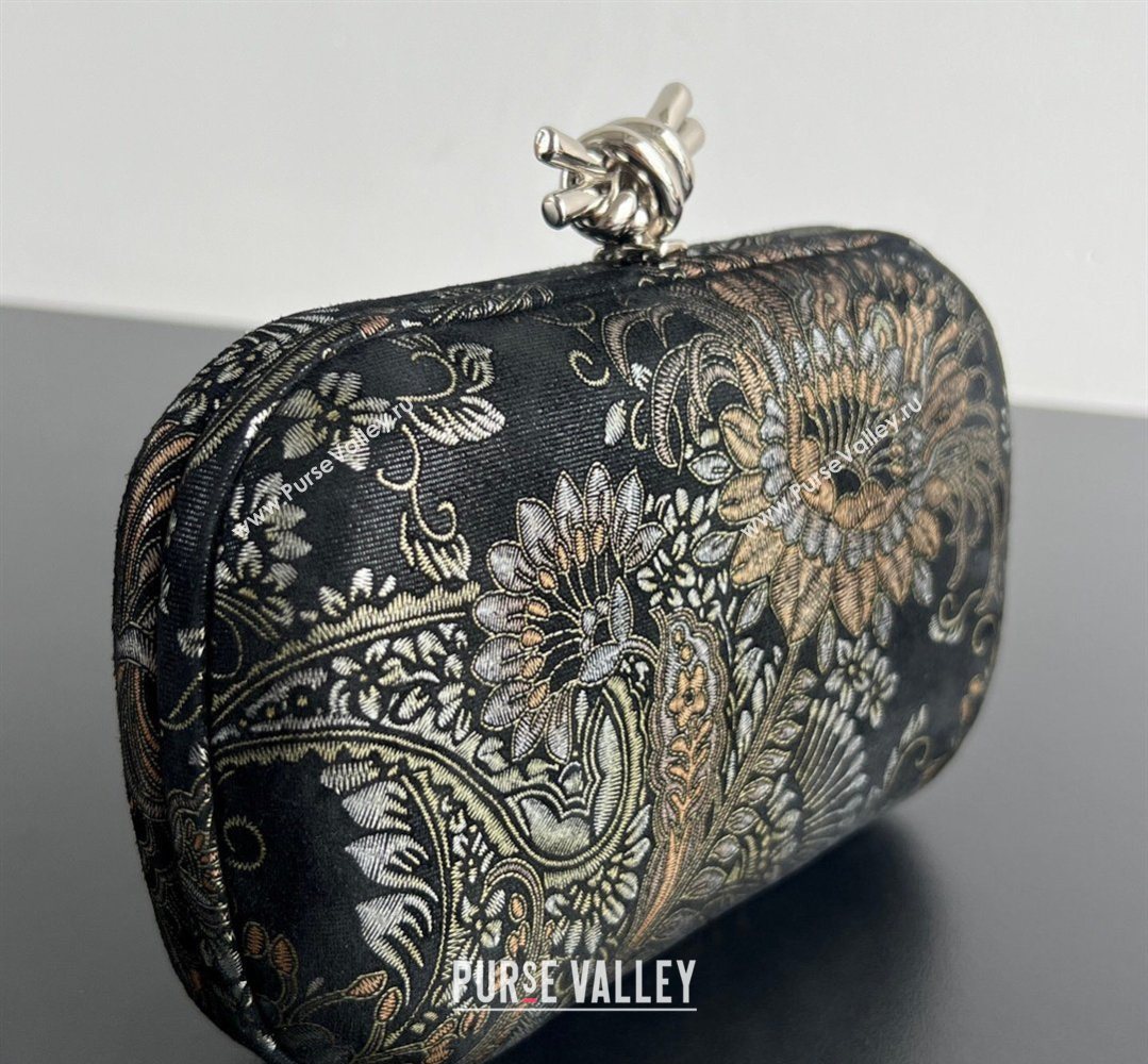 Bottega Veneta Classic Knot Clutch in Jacquard Velvet Gold/Silver/Black 2026 BV040165 (WT-260401008)