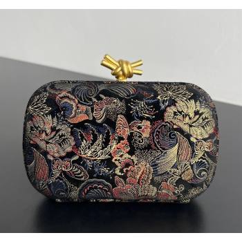 Bottega Veneta Classic Knot Clutch in Jacquard Velvet Burgundy/Black 2026 BV040164 (WT-260401009)