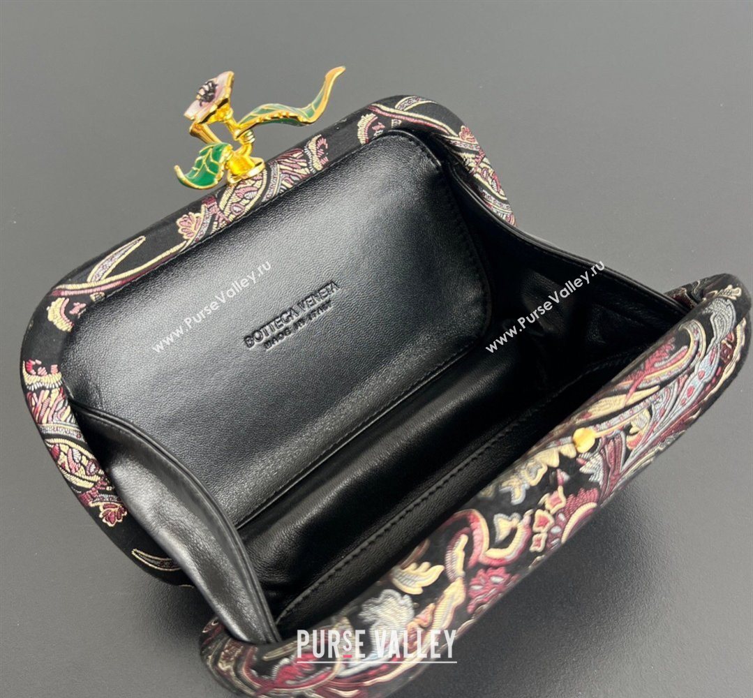 Bottega Veneta Knot Clutch with Flower Clasp in Jacquard Velvet Burgundy/Grey/Black 2026 BV040164 (WT-260401014)