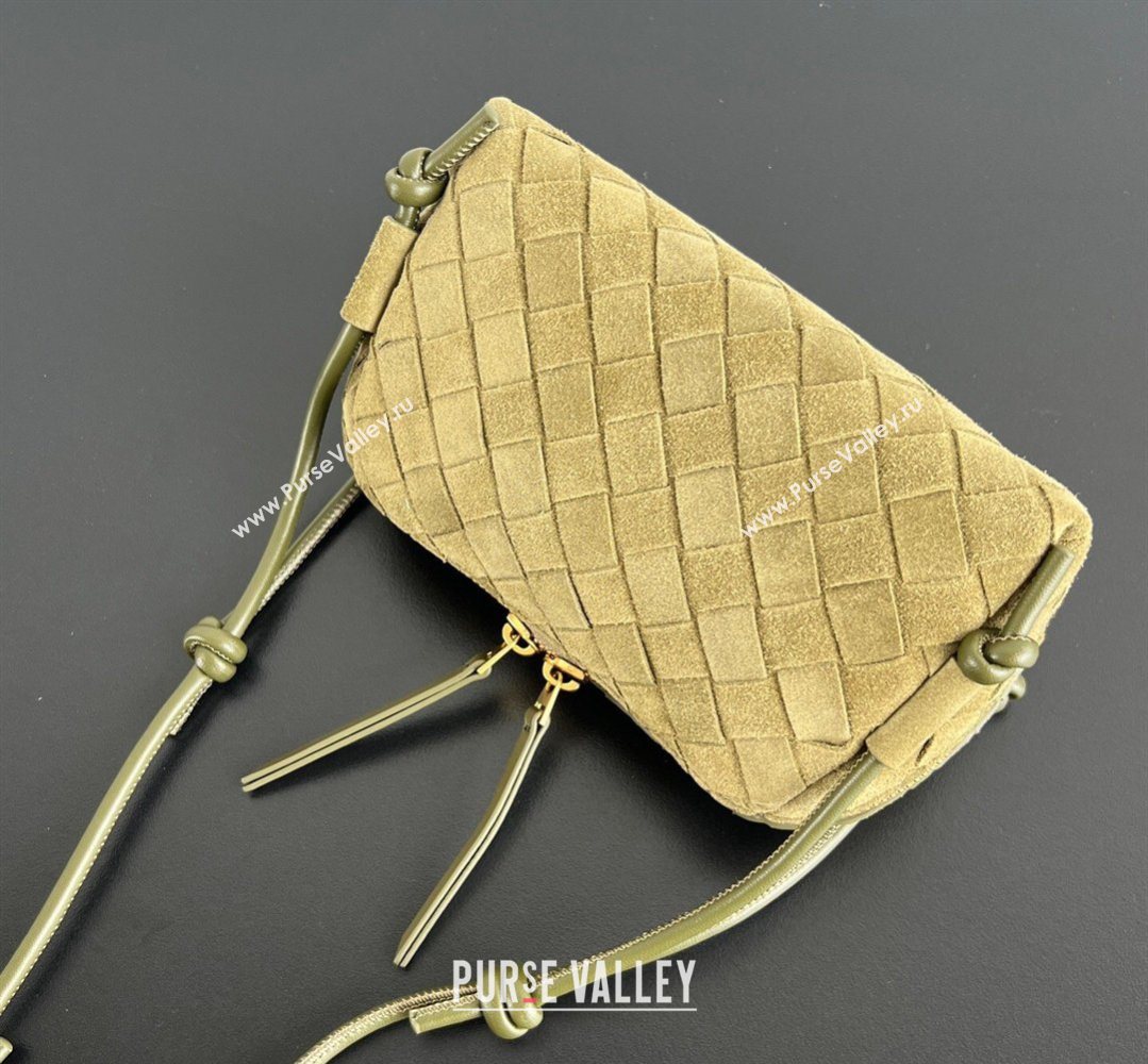 Bottega Veneta Intrecciato Suede Concert Pouch Mini bag Soil Brown 2026 794258 (WT-260401002)
