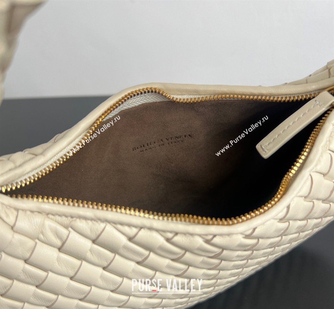 Bottega Veneta Small Veneta Hobo Bag in Intrecciato Leather Sea Salt 2026 856736 (WT-260401019)