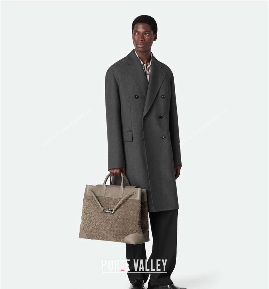 Bottega Veneta Mens Intrecciato Suede Andiamo Voyager Tote Bag Beige/Grey 2026 827066 (WT-260401020)