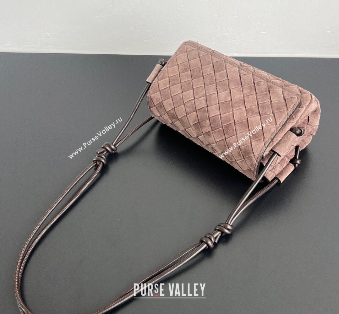 Bottega Veneta Notturno Mini Bag in Intrecciato Suede Brown/Fondant 2026 843893 (WT-260401023)