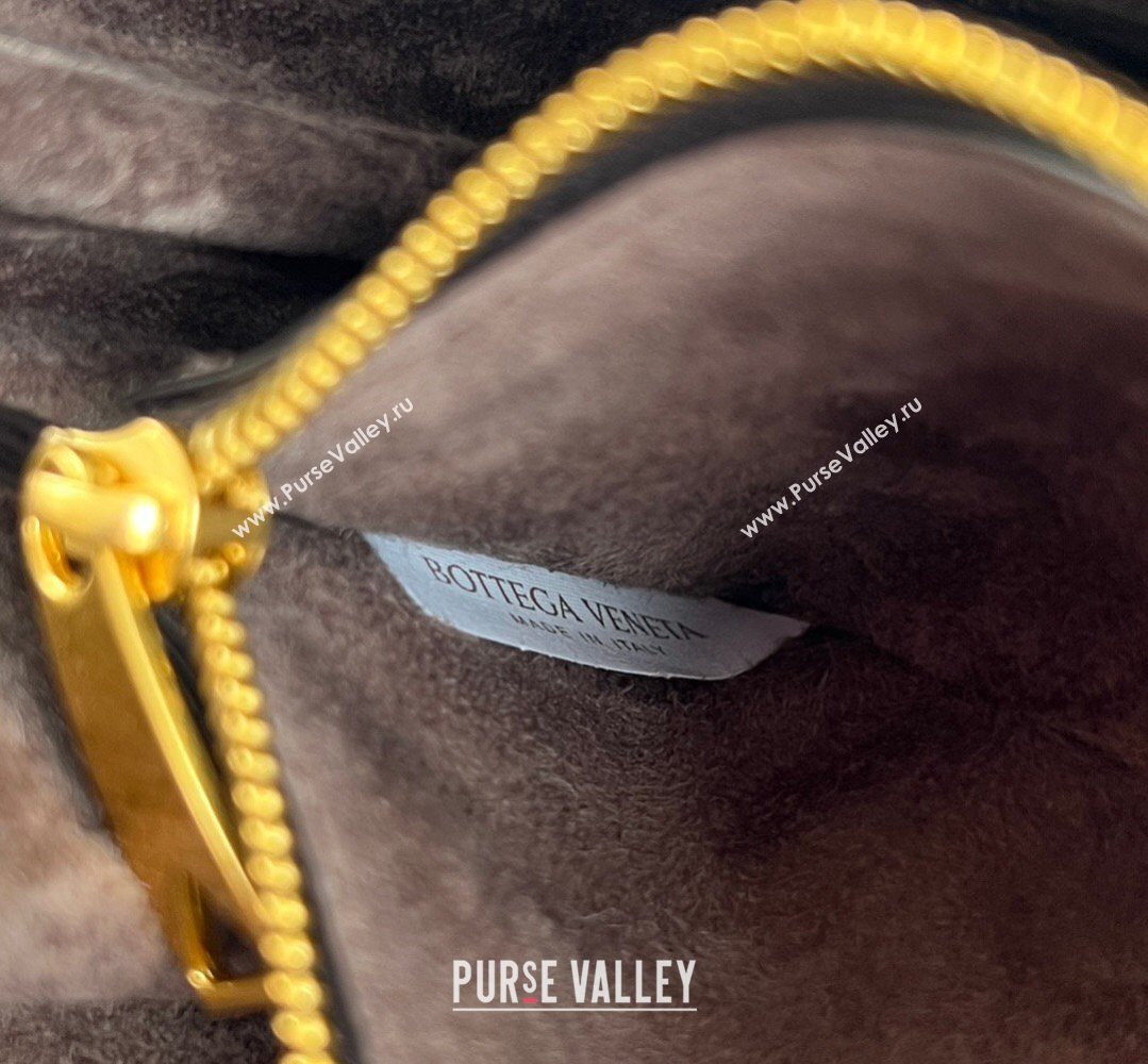 Bottega Veneta Notturno Mini Bag in Intrecciato Suede Brown/Fondant 2026 843893 (WT-260401023)