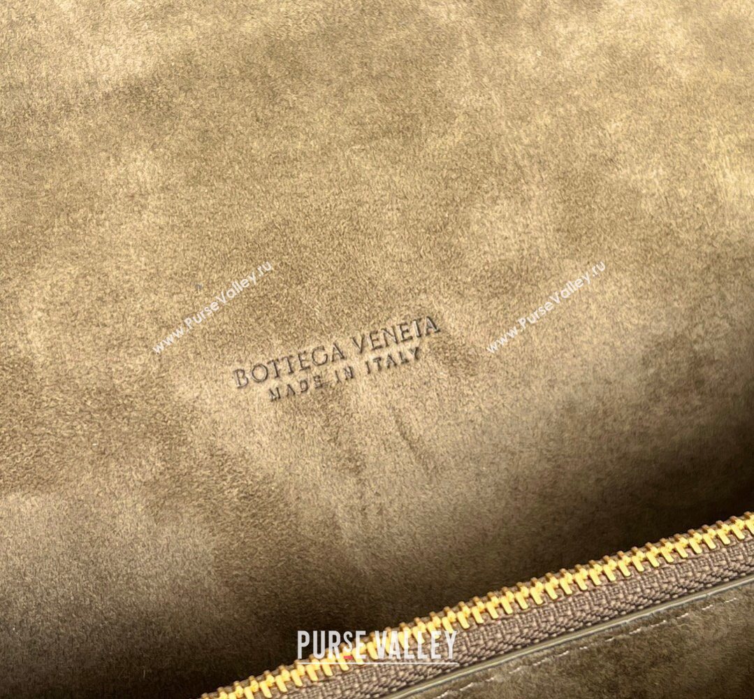 Bottega Veneta Notturno Mini Bag in Intrecciato Leather Oil Brown 2026 843893 (WT-260401026)