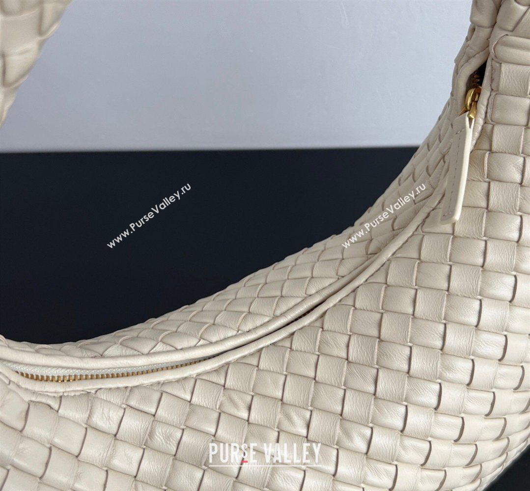 Bottega Veneta Medium Veneta Hobo Bag in Intrecciato Leather Sea Salt 2026 856737 (WT-260401003)