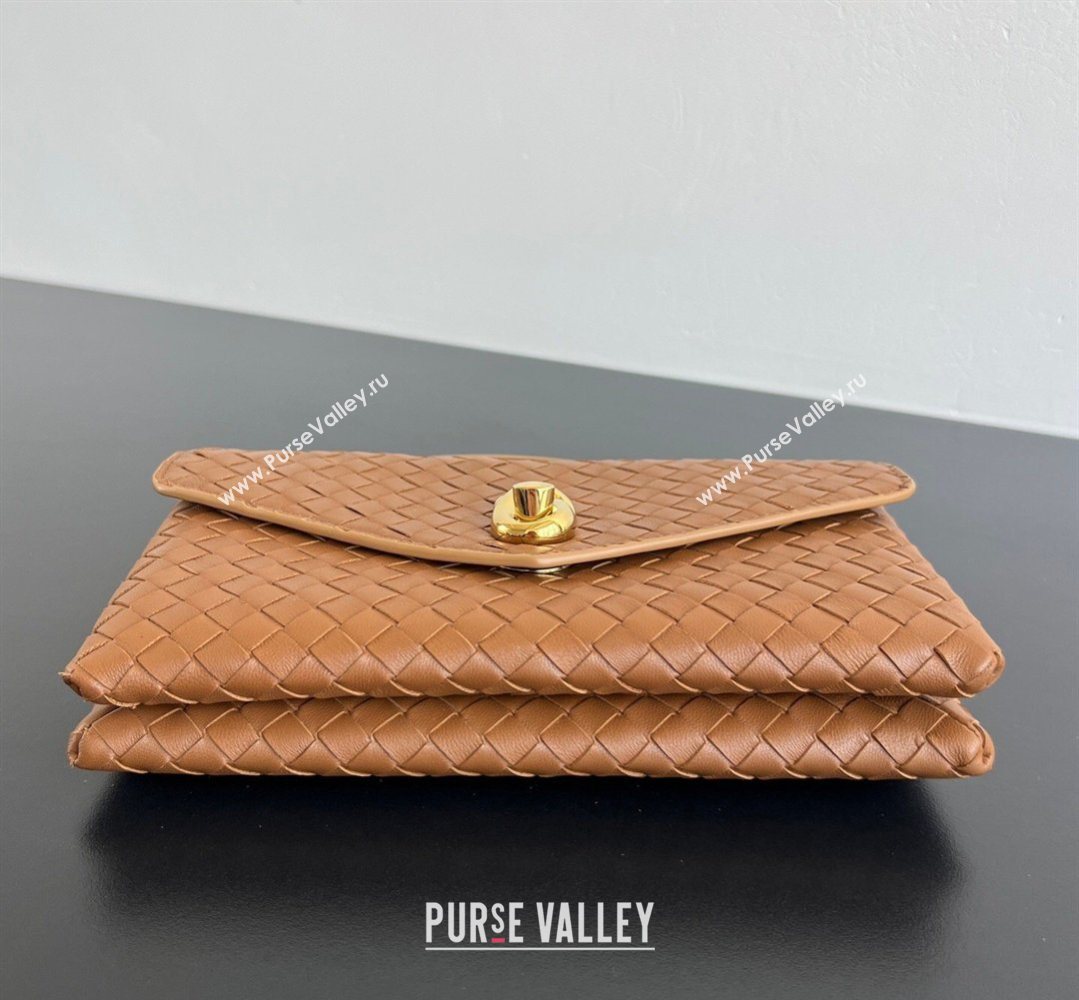 Bottega Veneta Knot Lock Cross-body Bag in Intrecciato Leather Amber Brown 2026 817191 (WT-260401027)