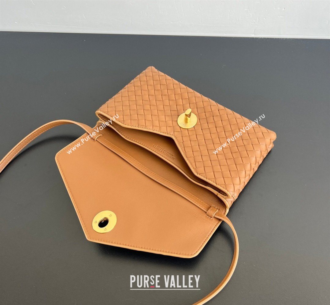 Bottega Veneta Knot Lock Cross-body Bag in Intrecciato Leather Amber Brown 2026 817191 (WT-260401027)