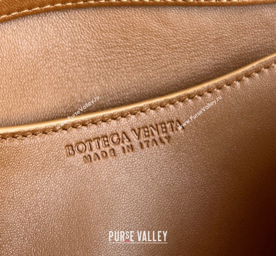 Bottega Veneta Knot Lock Cross-body Bag in Intrecciato Leather Amber Brown 2026 817191 (WT-260401027)