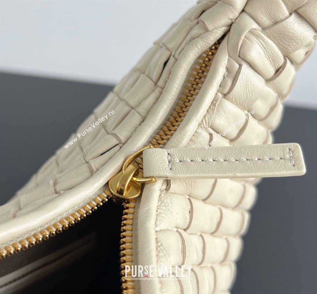 Bottega Veneta Medium Veneta Hobo Bag in Intrecciato Leather Sea Salt 2026 856737 (WT-260401003)