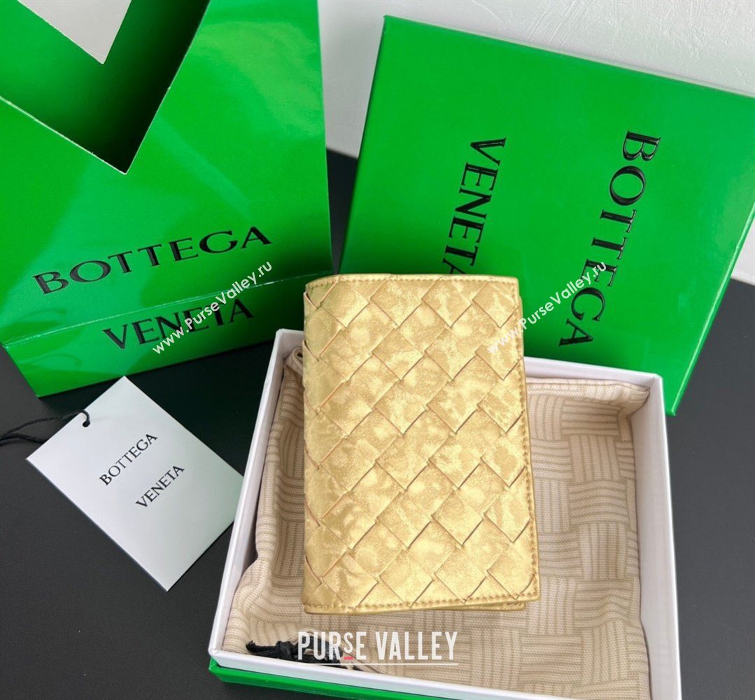 Bottega Veneta Intrecciato Leather Passport Case Gold 2026 749954 (WT-260401035)