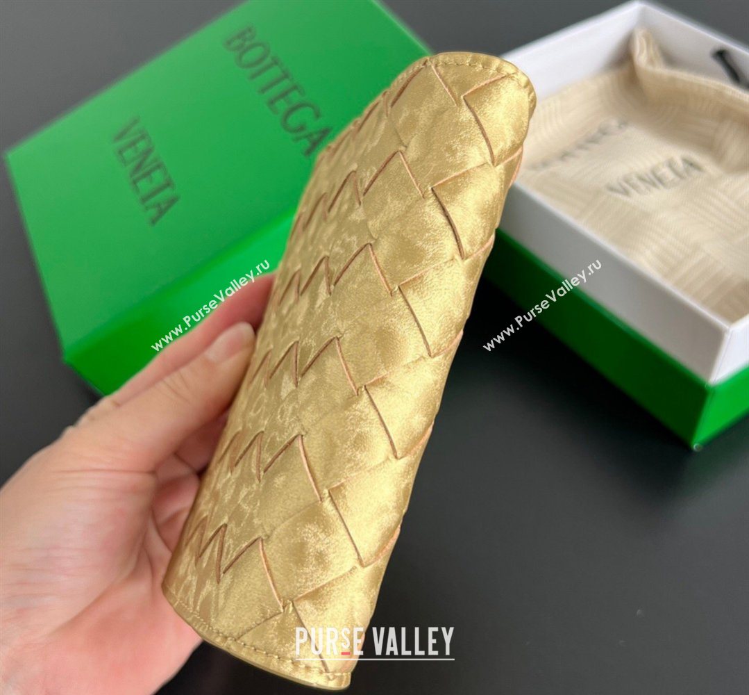 Bottega Veneta Intrecciato Leather Passport Case Gold 2026 749954 (WT-260401035)
