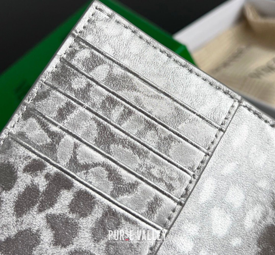 Bottega Veneta Intrecciato Leather Passport Case Silver 2026 749954 (WT-260401036)