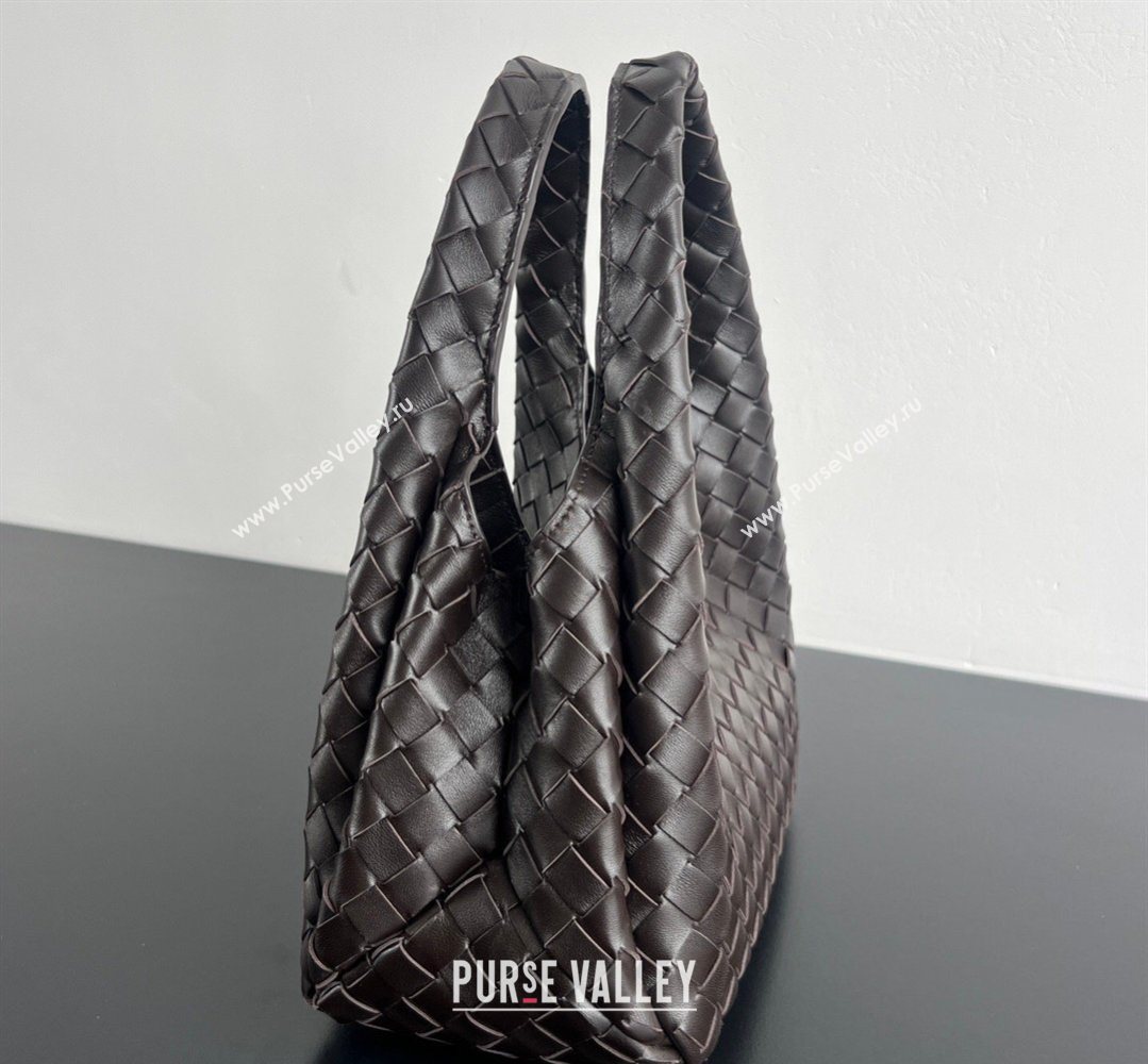 Bottega Veneta Small Campana Hobo Bag in Intrecciato Leather Fondant Brown 2026 854248 (WT-260401052)