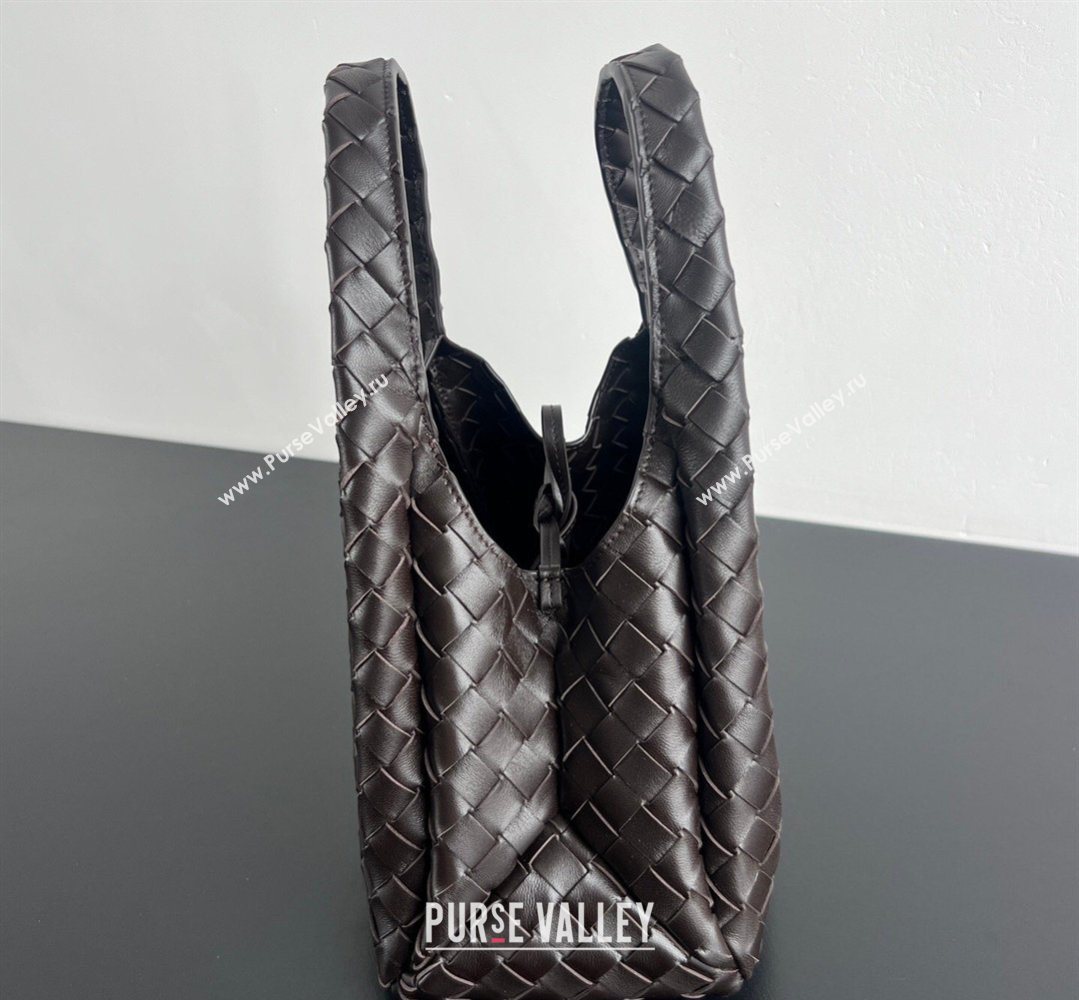 Bottega Veneta Small Campana Hobo Bag in Intrecciato Leather Fondant Brown 2026 854248 (WT-260401052)