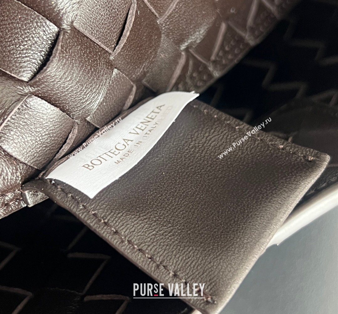 Bottega Veneta Small Campana Hobo Bag in Intrecciato Leather Fondant Brown 2026 854248 (WT-260401052)