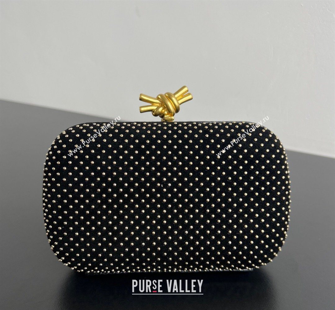 Bottega Veneta Classic Knot Clutch in Velvet and Studs 2026 BV062501 (WT-260401005)