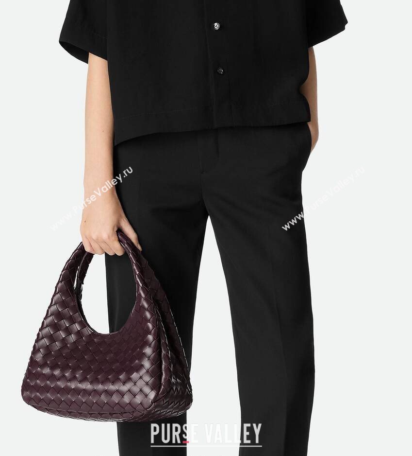 Bottega Veneta Small Campana Hobo Bag in Intrecciato Leather Black 2026 854248 (WT-260401053)