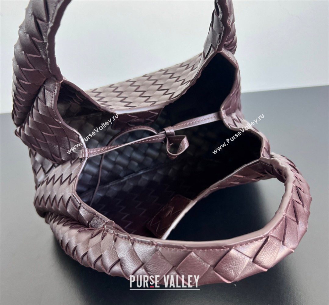 Bottega Veneta Small Campana Hobo Bag in Intrecciato Leather Dark Barolo Red 2026 854248 (WT-260401054)