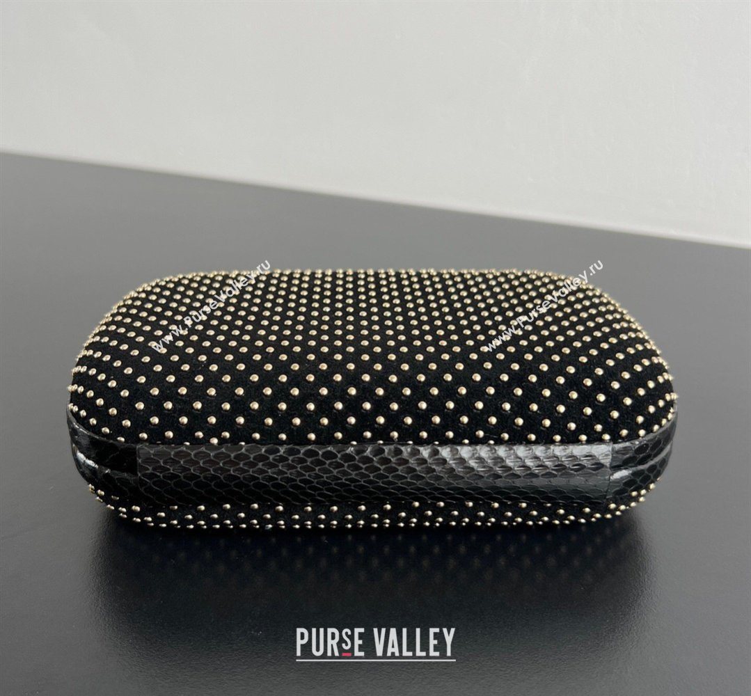 Bottega Veneta Classic Knot Clutch in Velvet and Studs 2026 BV062501 (WT-260401005)