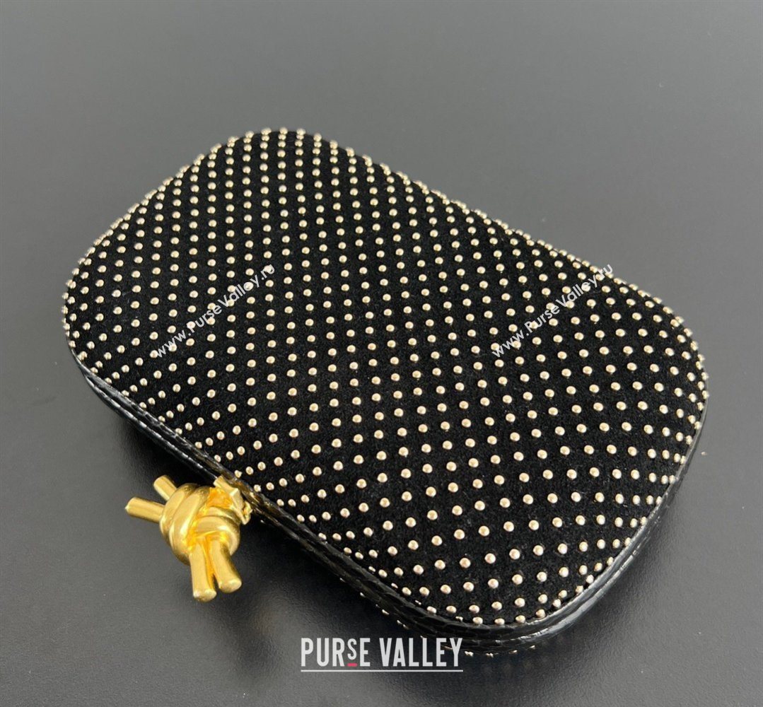 Bottega Veneta Classic Knot Clutch in Velvet and Studs 2026 BV062501 (WT-260401005)