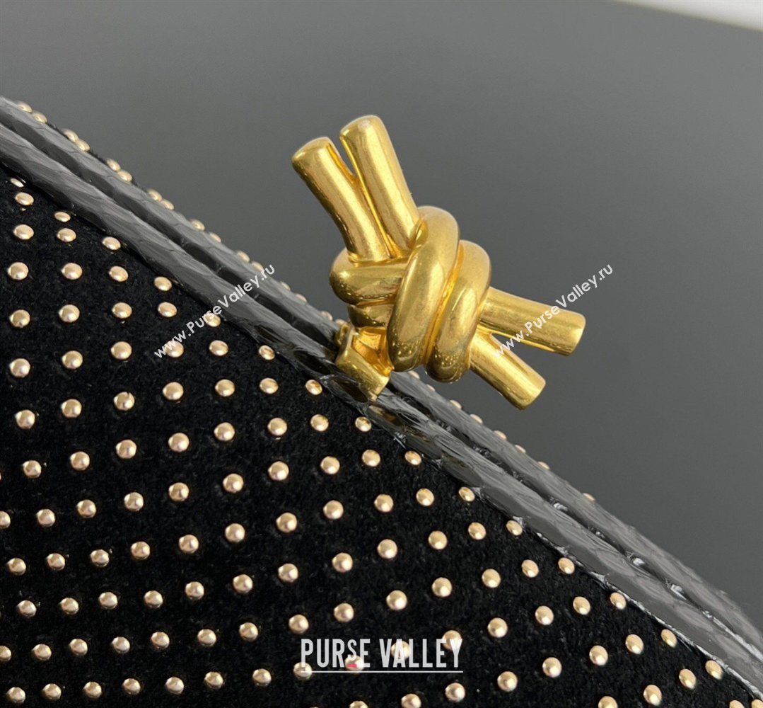 Bottega Veneta Classic Knot Clutch in Velvet and Studs 2026 BV062501 (WT-260401005)