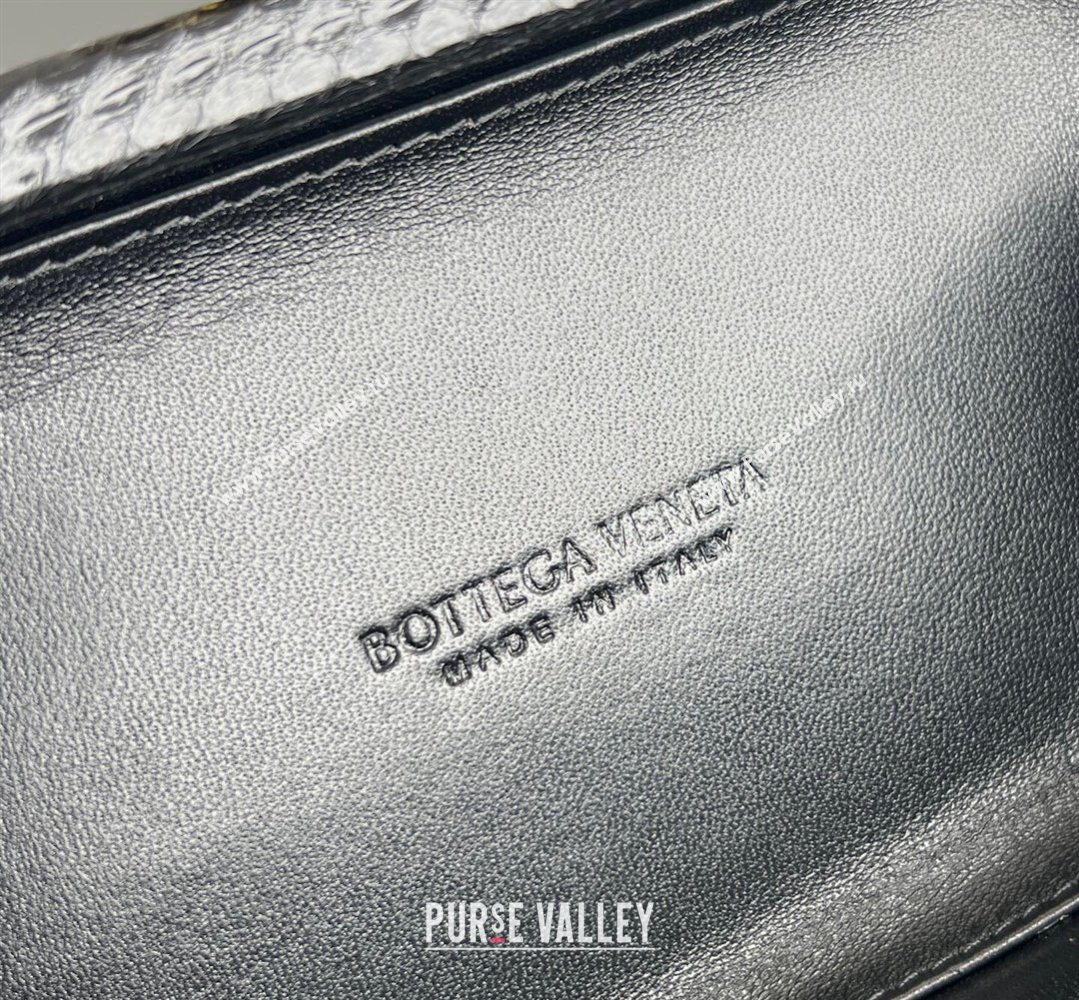 Bottega Veneta Classic Knot Clutch in Velvet and Studs 2026 BV062501 (WT-260401005)