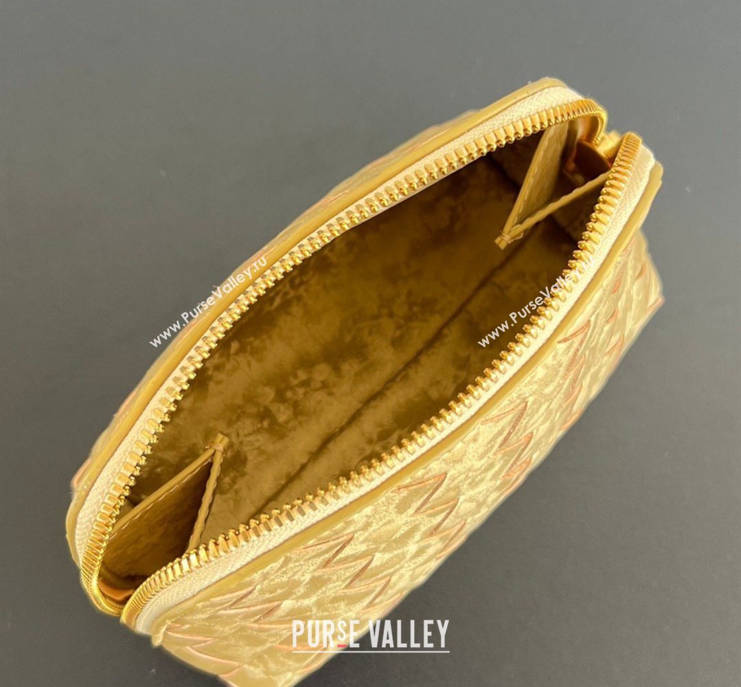 Bottega Veneta Intrecciato Lamina Satin Leather Beauty Pouch Gold 2026 764044 (WT-260401040)