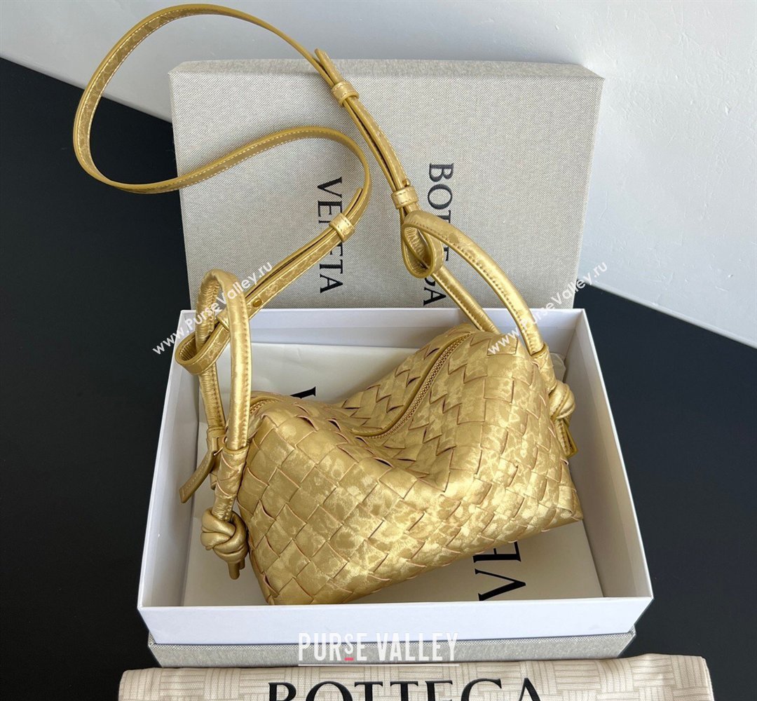 Bottega Veneta Small Loop Cross-Body Bag in Intrecciato Lamina Satin Leather Gold 2026 796615 (WT-260401042)