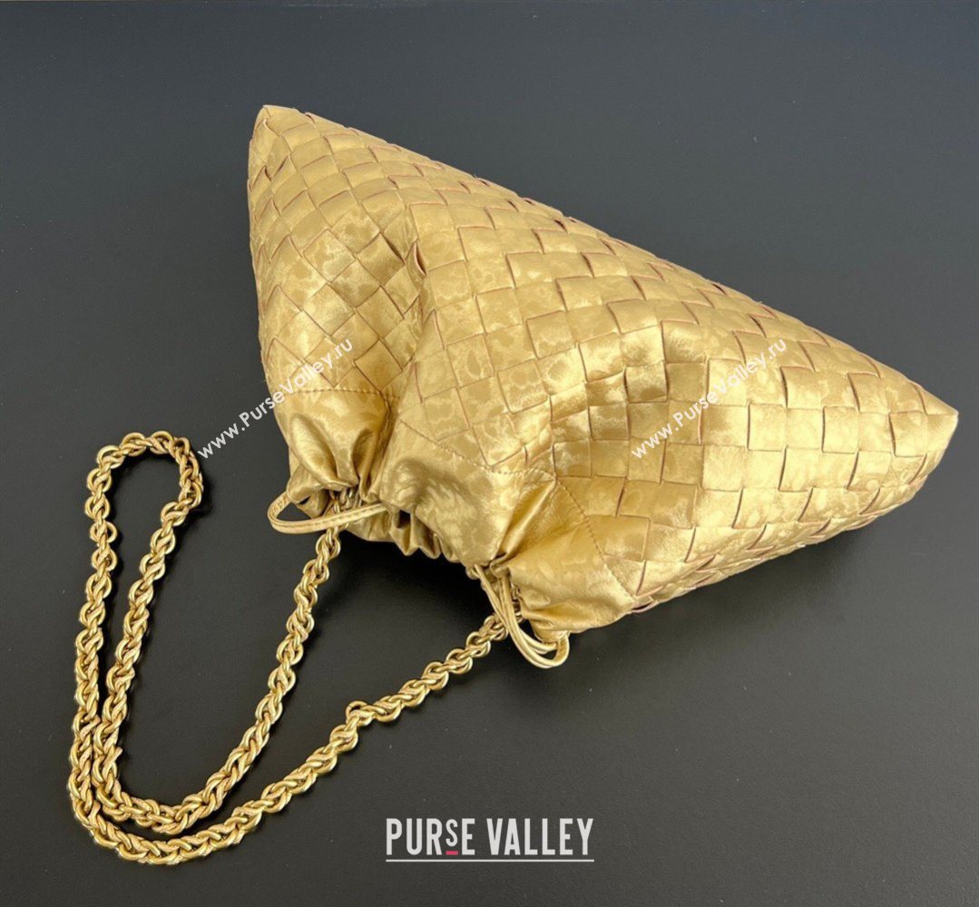 Bottega Veneta Dustbag Notte Bag in Intrecciato Lamina Satin Leather Gold 2026 839394 (WT-260401046)