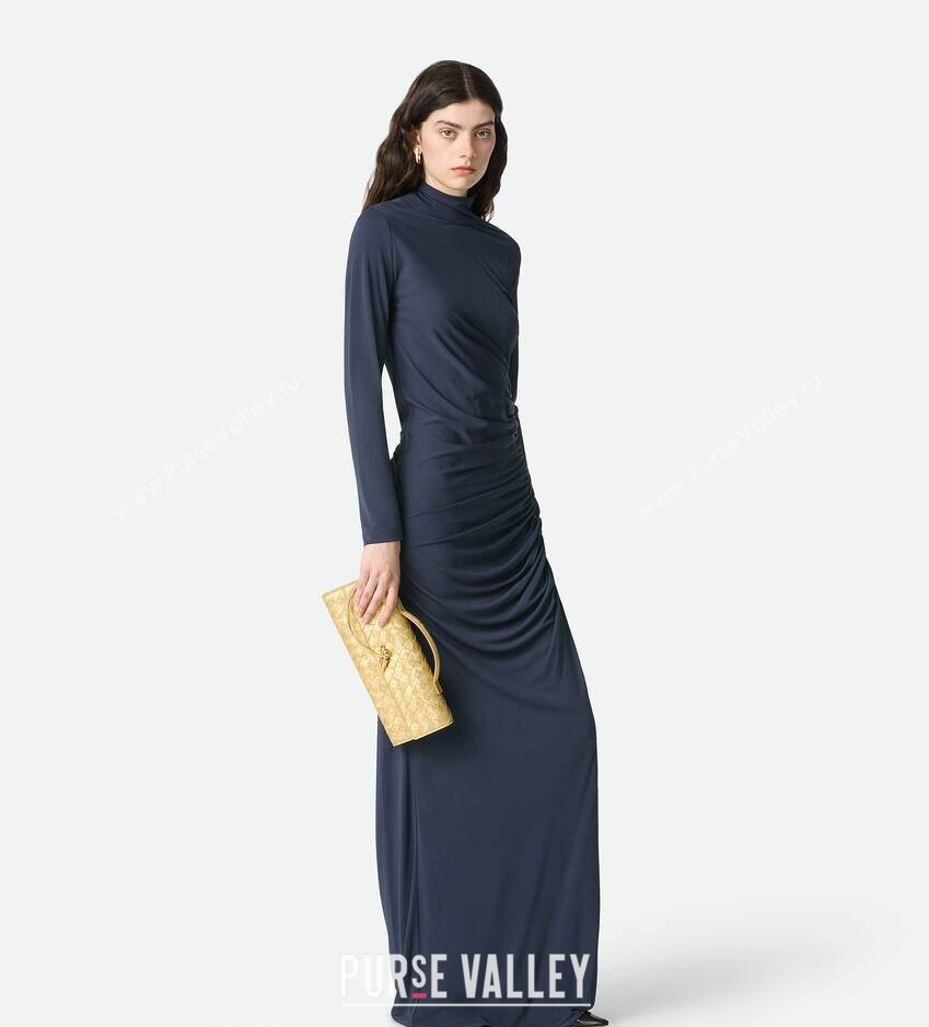 Bottega Veneta Long Clutch Bag Andiamo in Intrecciato Lamina Satin Leather Gold 2026 741511 (WT-260401048)