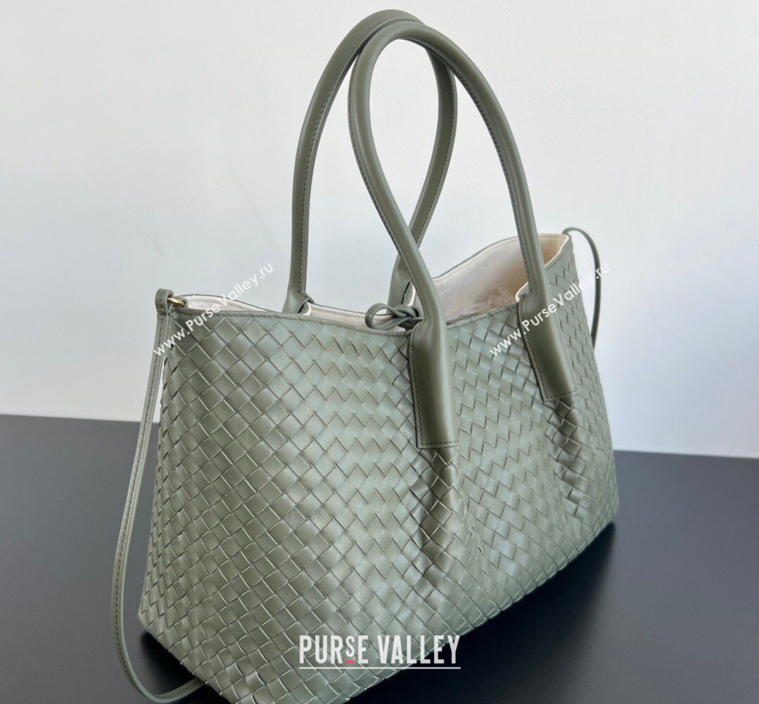 Bottega Veneta Medium Pinacoteca Tote Bag in Intrecciato Leather Pickle Green/Sea Salt 2026 817166 (WT-260401069)