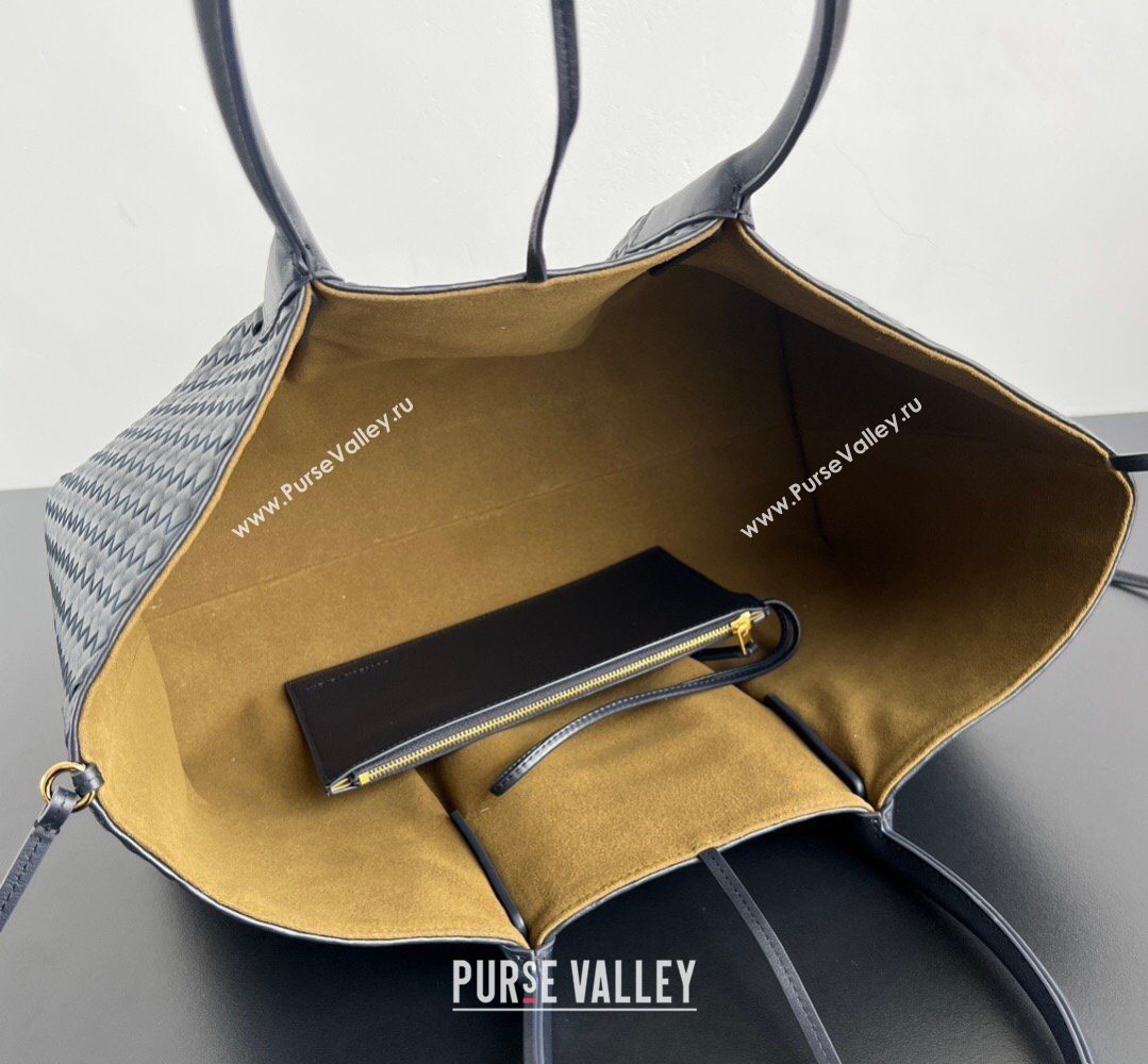 Bottega Veneta Medium Pinacoteca Tote Bag in Intrecciato Leather Midnight Blue 2026 817166 (WT-260401070)