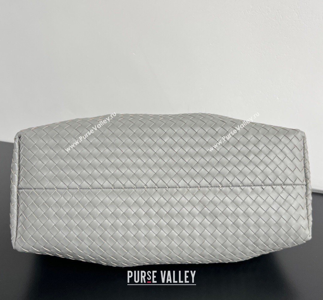 Bottega Veneta Medium Pinacoteca Tote Bag in Intrecciato Leather Silver Grey 2026 817166 (WT-260401071)