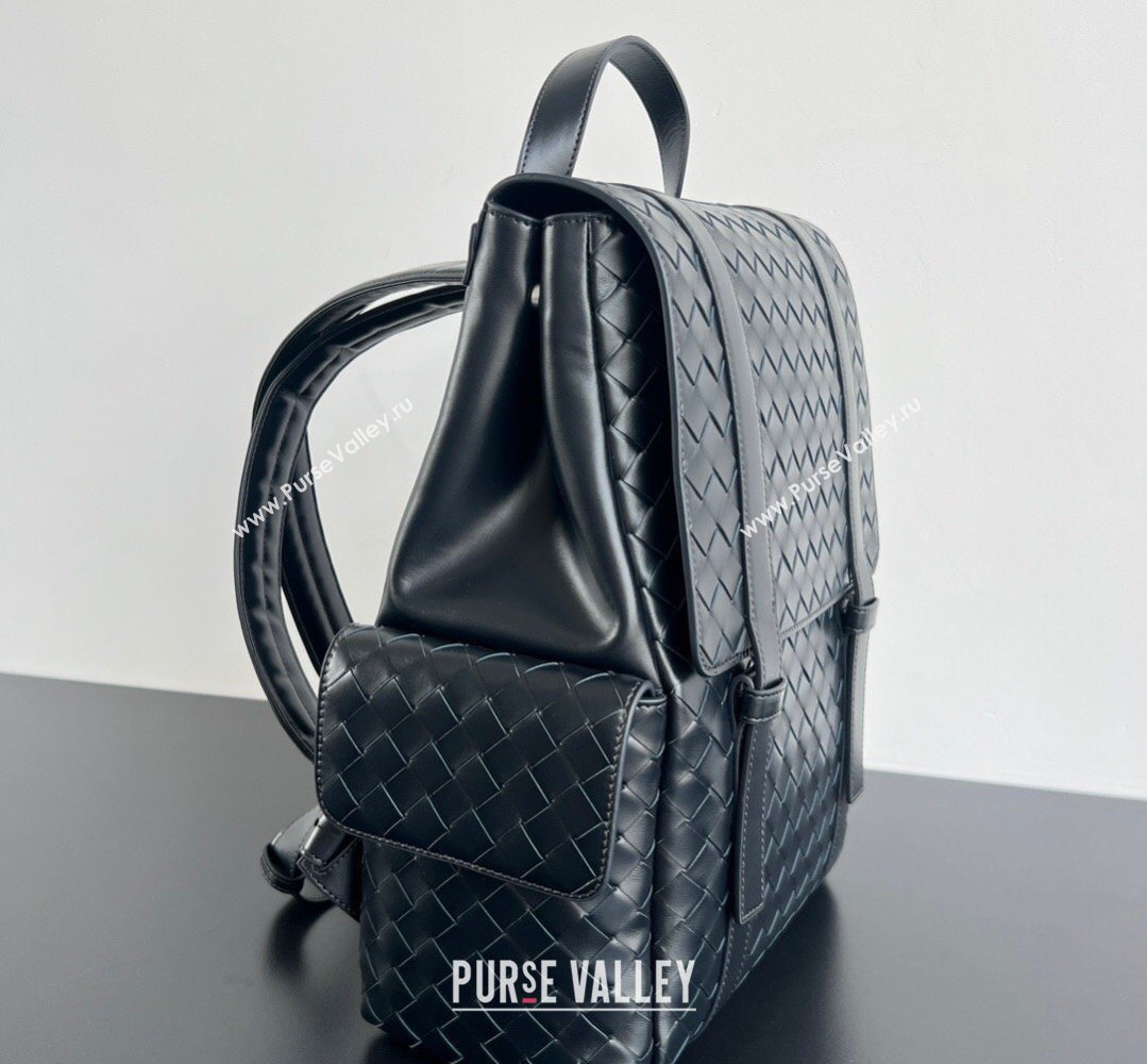 Bottega Veneta Mens Back To School Backpack Bag in Intrecciato Leather Space Blue 2026 805971 (WT-260401079)