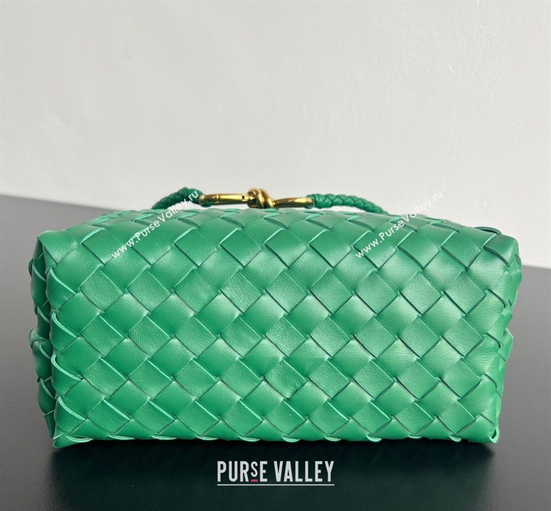 Bottega Veneta Small Andiamo Top Handle Bag in Intrecciato Leather 743568 Jungle Green 2026 (WT-260401082)