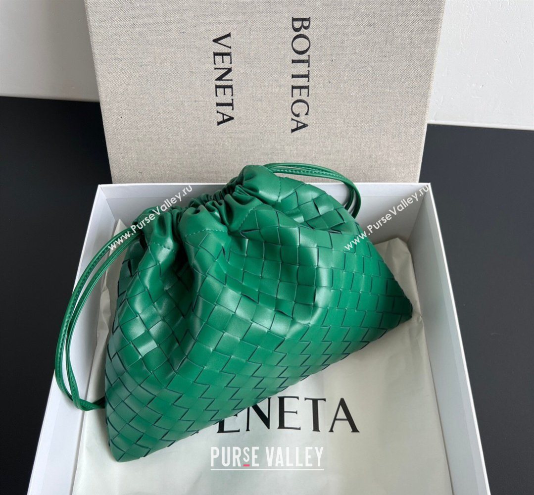 Bottega Veneta Medium Dustbag in Intrecciato Leather 796728 Jungle Green 2026 (WT-260401083)