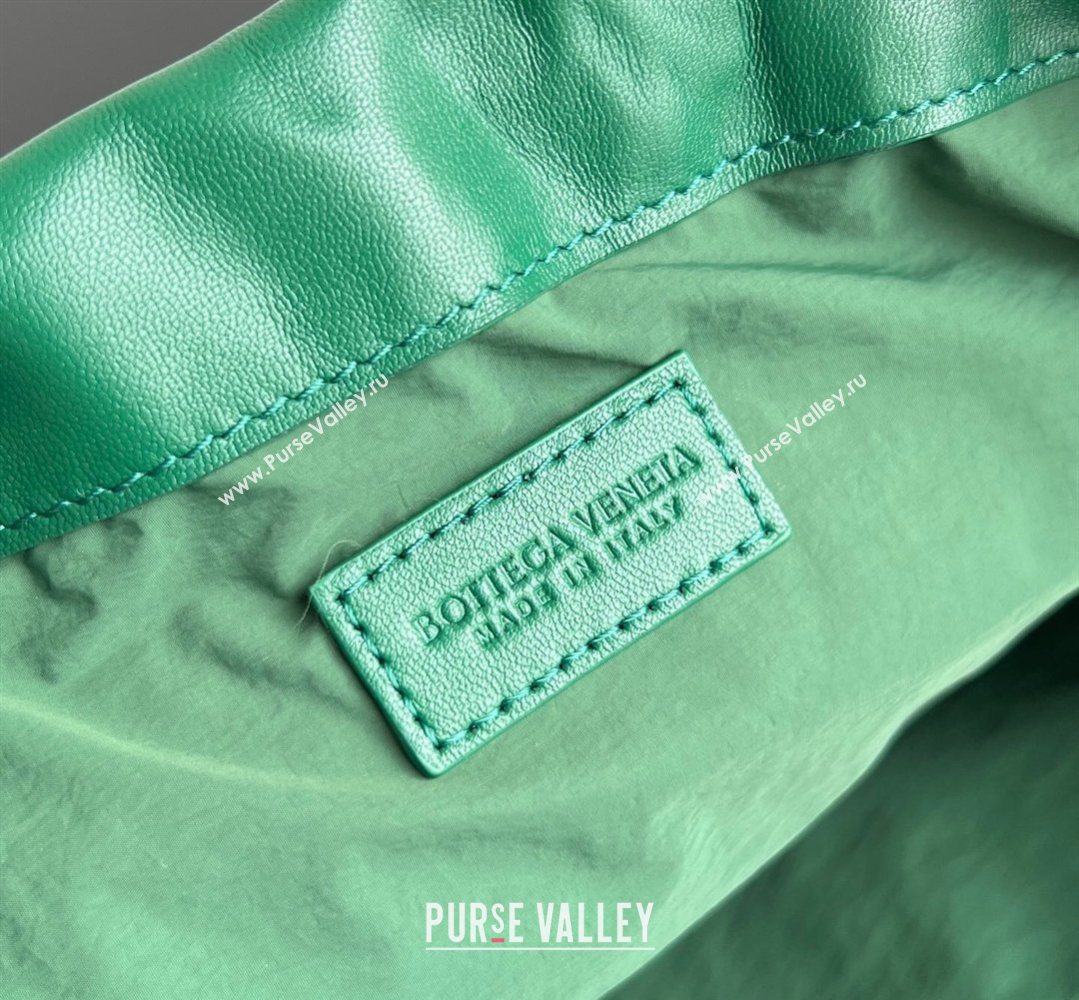 Bottega Veneta Medium Dustbag in Intrecciato Leather 796728 Jungle Green 2026 (WT-260401083)