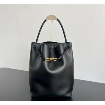 Bottega Veneta Andiamo Bucket Bag in Silky Leather Black 2026 844169 (WT-260401065)