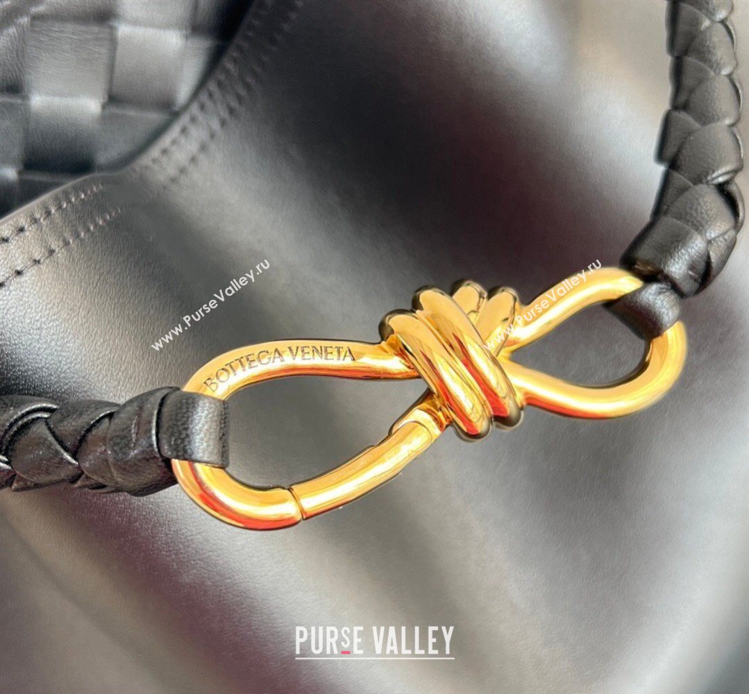 Bottega Veneta Andiamo Bucket Bag in Silky Leather Black 2026 844169 (WT-260401065)