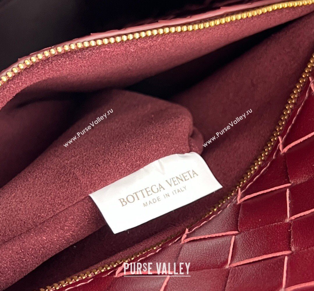 Bottega Veneta Andiamo Bucket Bag in Silky Leather Barolo Red 2026 844169 (WT-260401066)