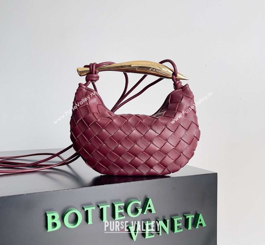 Bottega Veneta Mini Sardine Bag in Intrecciato Leather Burgundy 2026 744267 (YX-260402015)