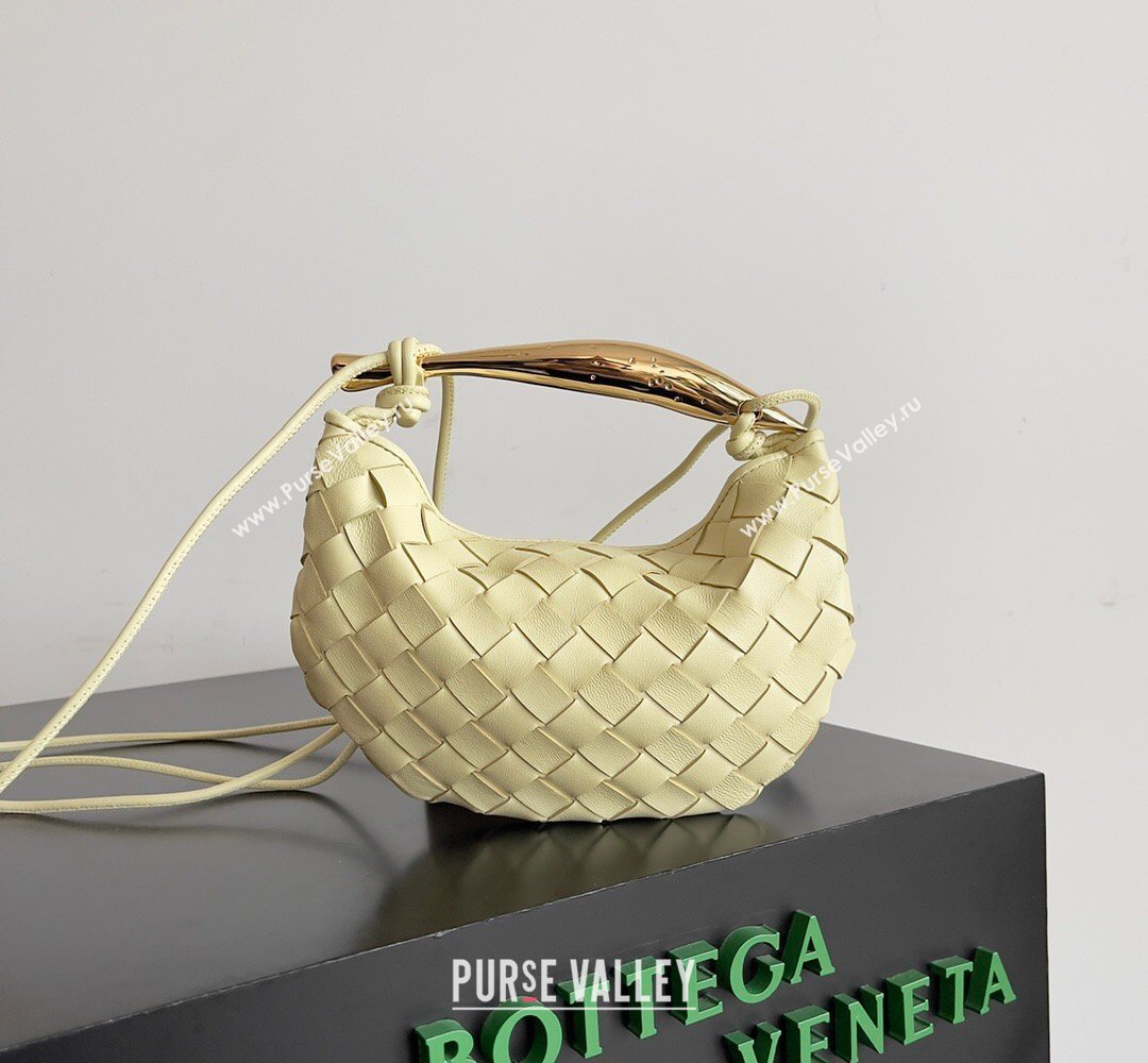 Bottega Veneta Mini Sardine Bag in Intrecciato Leather Ice Cream 2026 744267 (YX-260402018)