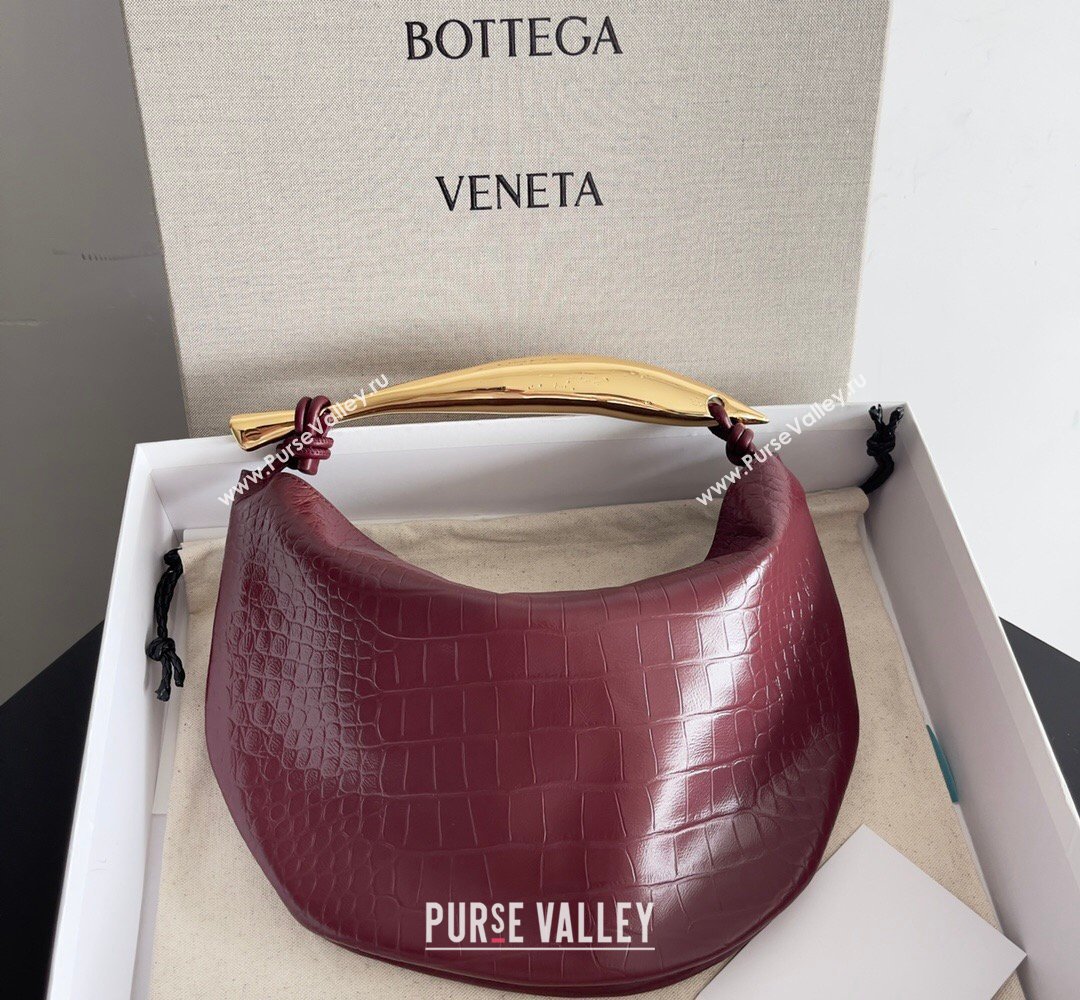 Bottega Veneta Sardine bag in Crocodile Embossed Leather Burgundy 2026 754657 (YX-260402024)